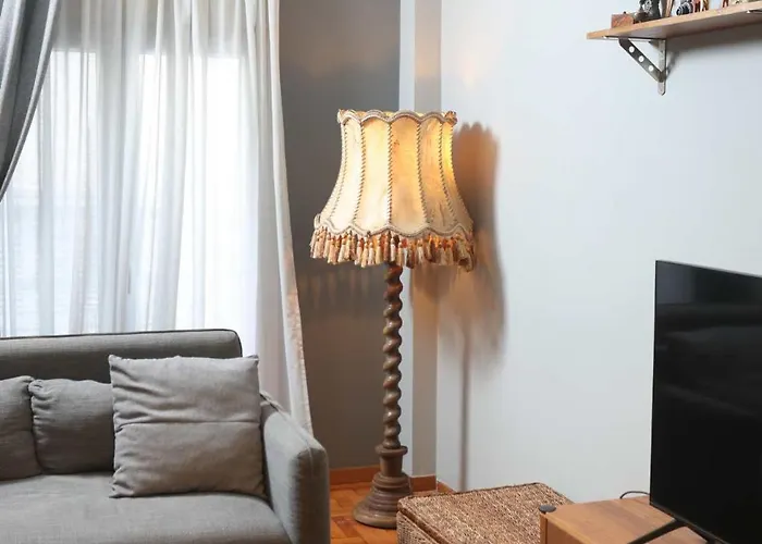 Urban East Comfort شقة سالونيك