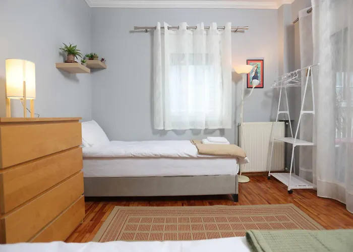 Urban East Comfort شقة